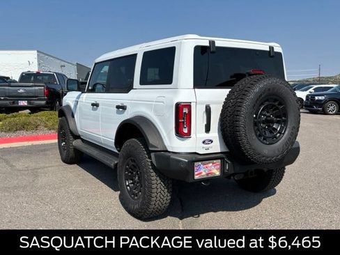 New 2026 Ford Bronco Outer Banks w/ Sasquatch Package AWD/4WD image 3