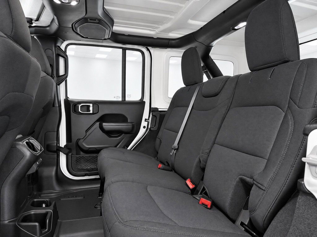 Used 2022 Jeep Wrangler Unlimited Sport AWD/4WD image 27