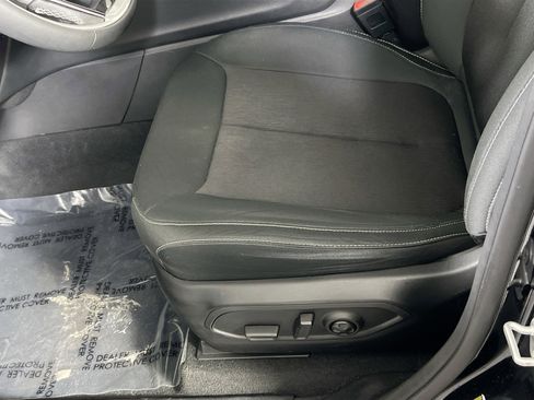 Used 2023 Jeep Grand Cherokee Laredo w/ Trailer Tow Prep Group (B) image 18