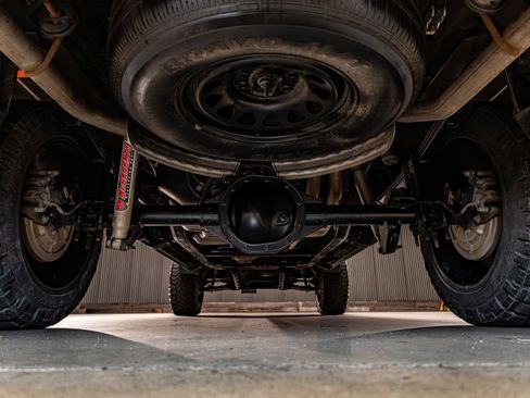 Used 2022 GMC Sierra 1500 AT4 w/ AT4 Premium Package image 14