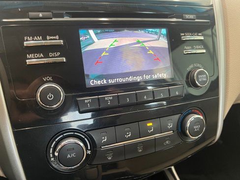 Used 2015 Nissan Altima 2.5 S w/ Power Driver Seat Package image 19