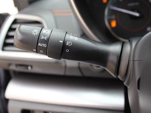 Used 2023 Subaru Crosstrek 2.5i Limited w/ Moonroof Package image 19