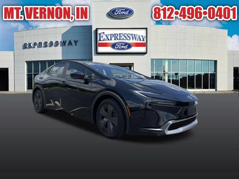 Used 2024 Toyota Prius Prime FWD image 4