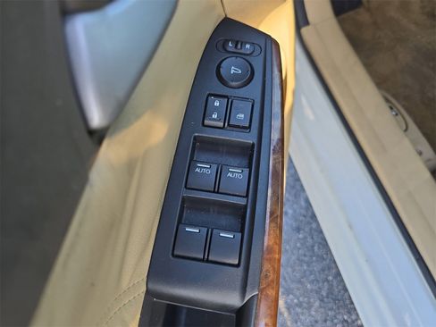 Used 2010 Honda Accord EX-L image 14