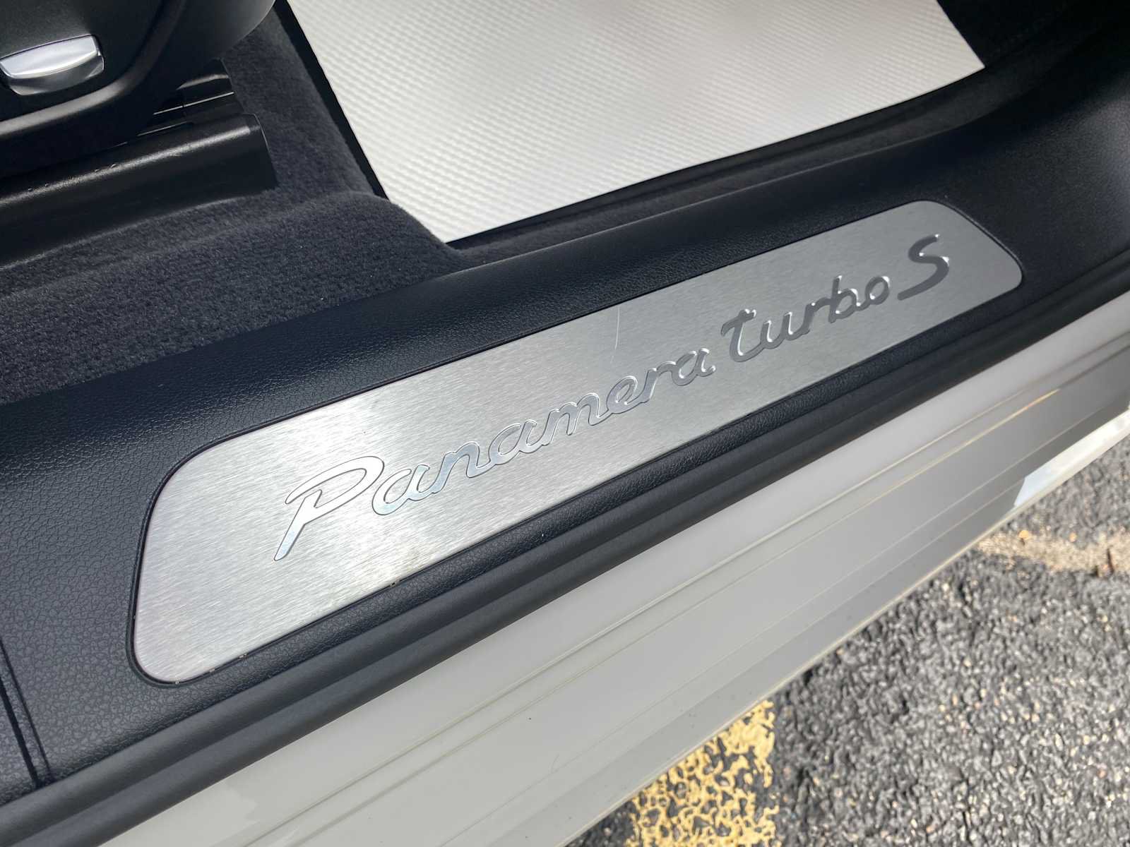 Used 2018 Porsche Panamera Turbo S AWD/4WD image 47