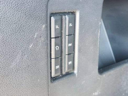 Used 2022 Ford Expedition Limited AWD/4WD image 36