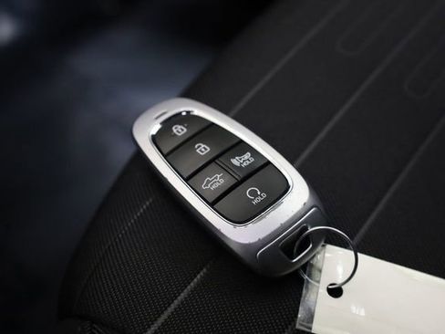 Used 2024 Hyundai Santa Cruz SEL FWD image 31