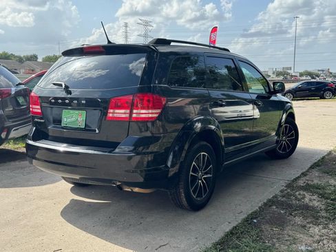 Used 2018 Dodge Journey SE w/ Popular Equipment Group FWD image 6