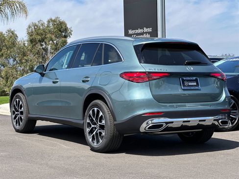 New 2025 Mercedes-Benz GLC 350e 4MATIC image 5