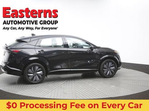 Used 2023 Nissan Ariya AWD image 45