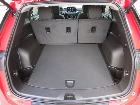 Certified 2023 Chevrolet Blazer LT w/ Convenience Package image 22