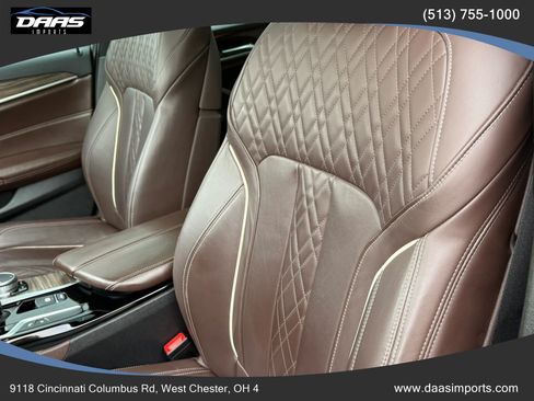 Used 2019 BMW 530i xDrive AWD/4WD image 11