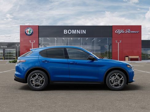 New 2026 Alfa Romeo Stelvio Sprint image 21