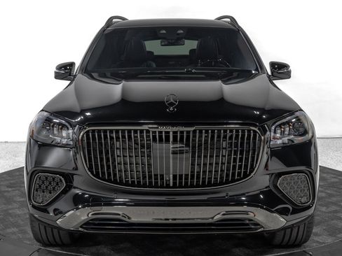 Used 2025 Mercedes-Benz Maybach GLS 600 4MATIC image 14