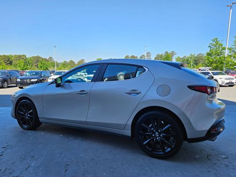 Used 2024 MAZDA MAZDA3 s FWD image 5
