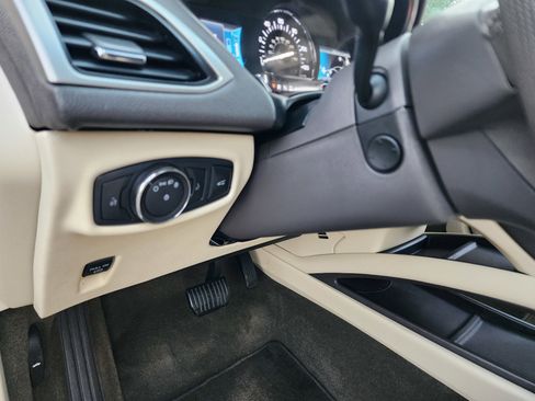 Used 2014 Lincoln MKZ Hybrid w/ Equipment Group 202A Reserve image 39