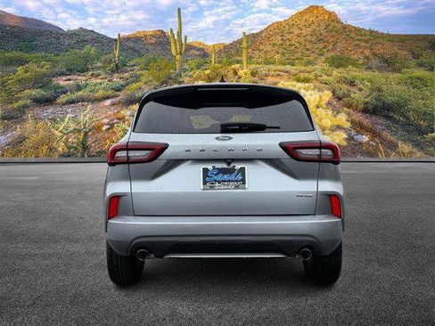 Used 2023 Ford Escape ST-Line image 6