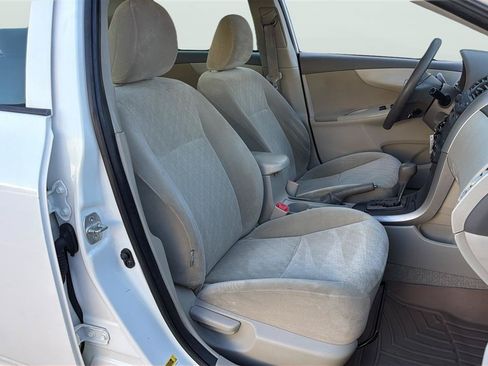 Used 2009 Toyota Corolla FWD image 14