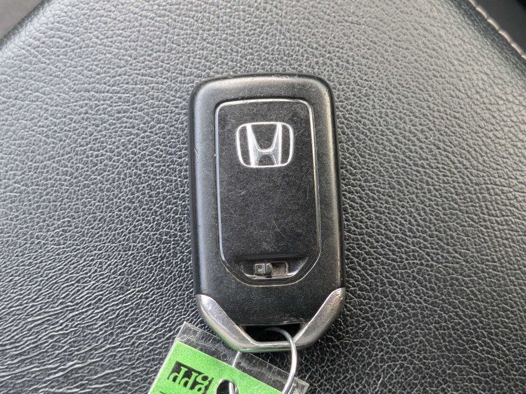 Used 2018 Honda Accord Sport image 39