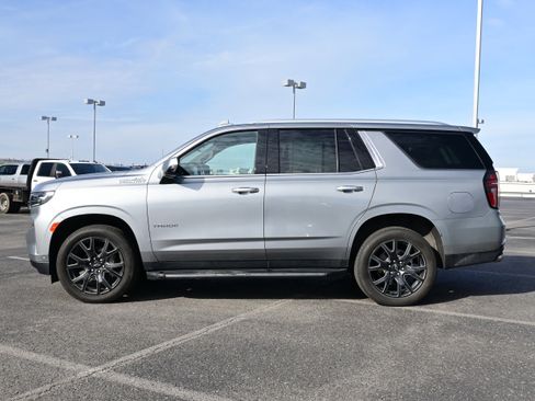 Used 2024 Chevrolet Tahoe High Country w/ Advanced Technology Package image 8