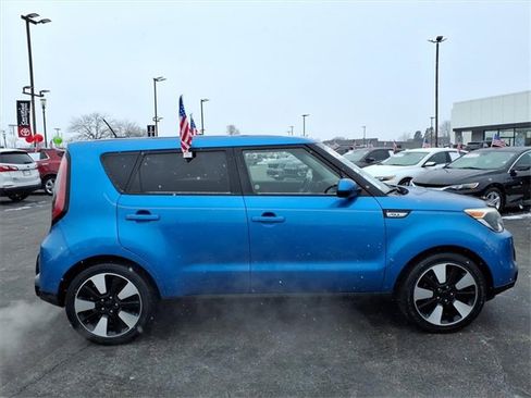 Used 2016 Kia Soul + w/ Designer's Package image 2