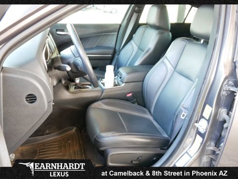 Used 2018 Dodge Charger SXT Plus w/ Quick Order Package 29J image 2