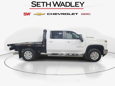 Used 2024 Chevrolet Silverado 3500 LT w/ Convenience Package AWD/4WD image 8