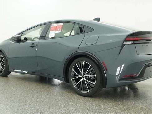 New 2026 Toyota Prius XLE FWD image 21
