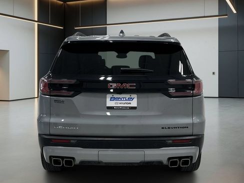 Used 2024 GMC Acadia Elevation w/ Luxury Package FWD image 5
