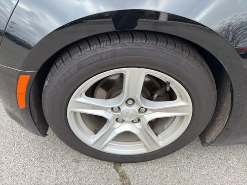 Used 2020 Chevrolet Camaro LT image 10