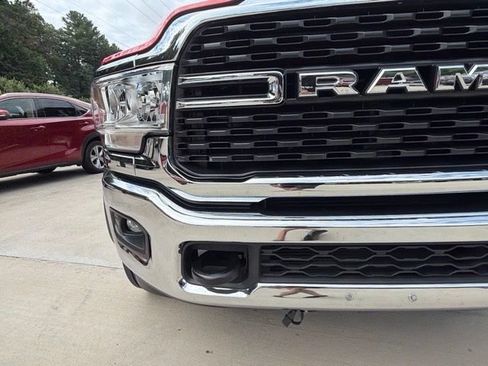 Used 2023 RAM 5500 SLT w/ Quick Order Package 2YG SLT AWD/4WD image 8