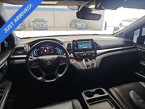 Used 2023 Honda Odyssey Sport image 5