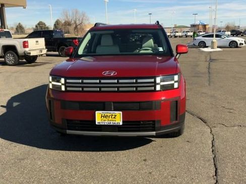 Used 2025 Hyundai Santa Fe SEL image 3