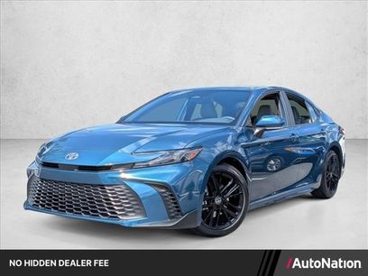 Used 2025 Toyota Camry SE
