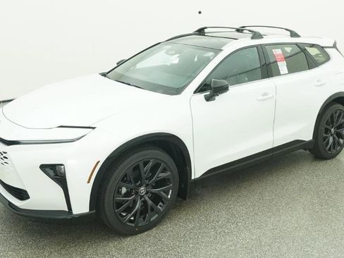 New 2026 Toyota Crown Signia image 23