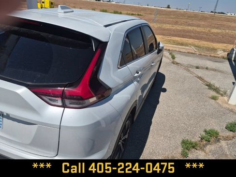 Used 2022 Mitsubishi Eclipse Cross SE FWD image 12