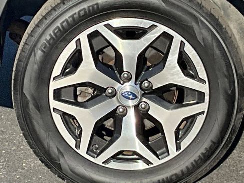 Used 2021 Subaru Forester Premium w/ Popular Package #1 image 9