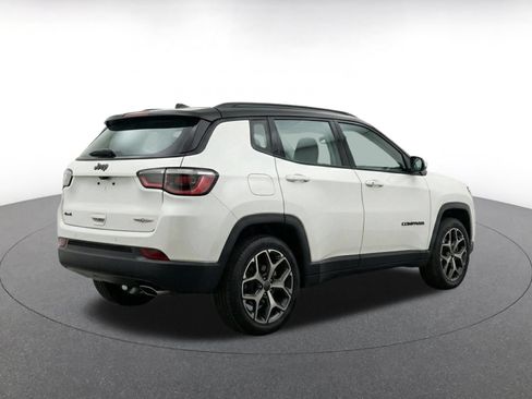 Used 2025 Jeep Compass Limited AWD/4WD image 7