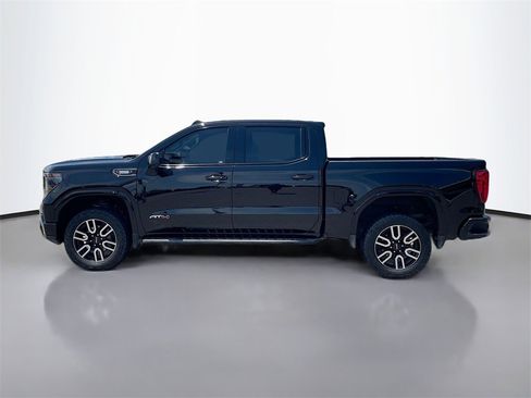 Used 2022 GMC Sierra 1500 AT4 w/ AT4 Preferred Package image 3