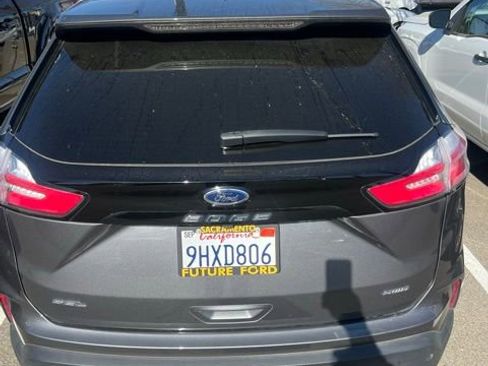 Used 2024 Ford Edge SEL w/ Convenience Package image 11