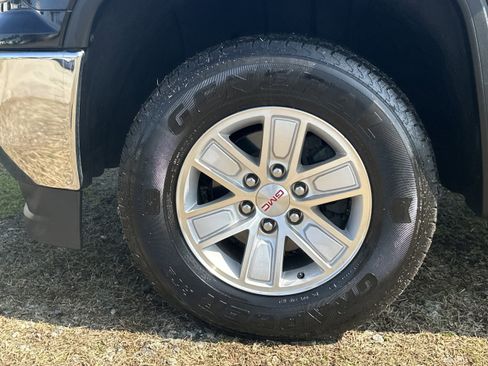 Used 2018 GMC Sierra 1500 2WD Double Cab w/ Sierra Convenience Package image 11