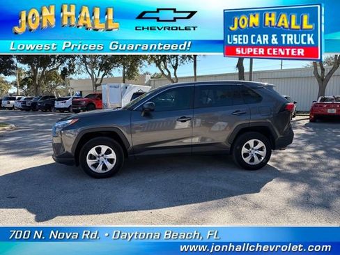 Used 2023 Toyota RAV4 LE image 3