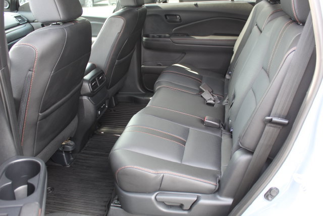 Used 2025 Honda Passport TrailSport image 17
