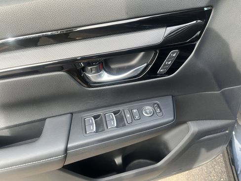Used 2024 Honda CR-V EX-L image 11