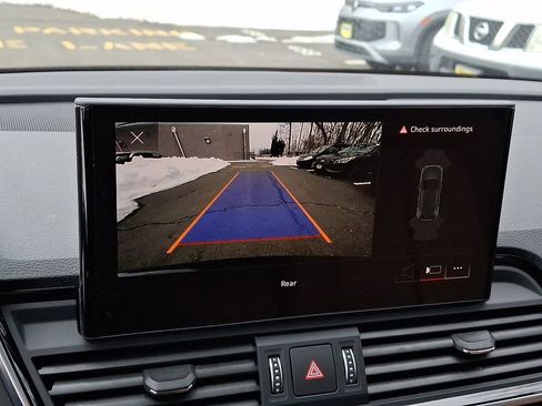 Used 2023 Audi Q5 2.0T Premium w/ Convenience Package image 17