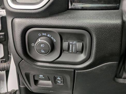 Used 2026 RAM 1500 Laramie w/ Night Edition AWD/4WD image 21