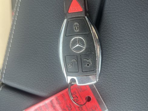 Used 2018 Mercedes-Benz SL 550 image 38