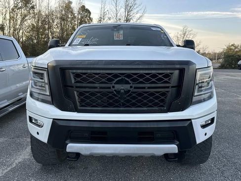 Used 2023 Nissan Titan PRO-4X w/ Pro-4x Convenience Package image 2