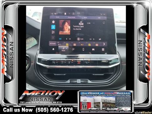 Used 2022 Jeep Compass Trailhawk w/ Trailhawk Convenience Group AWD/4WD image 17