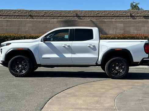 Used 2023 GMC Canyon Elevation w/ Convenience Package AWD/4WD image 7
